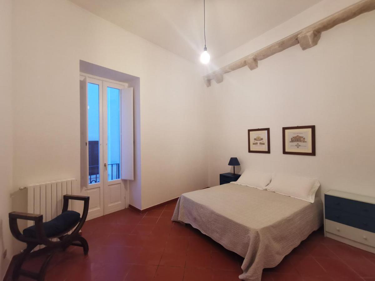 La Finestra Sul Porto Apartman Trani Kültér fotó