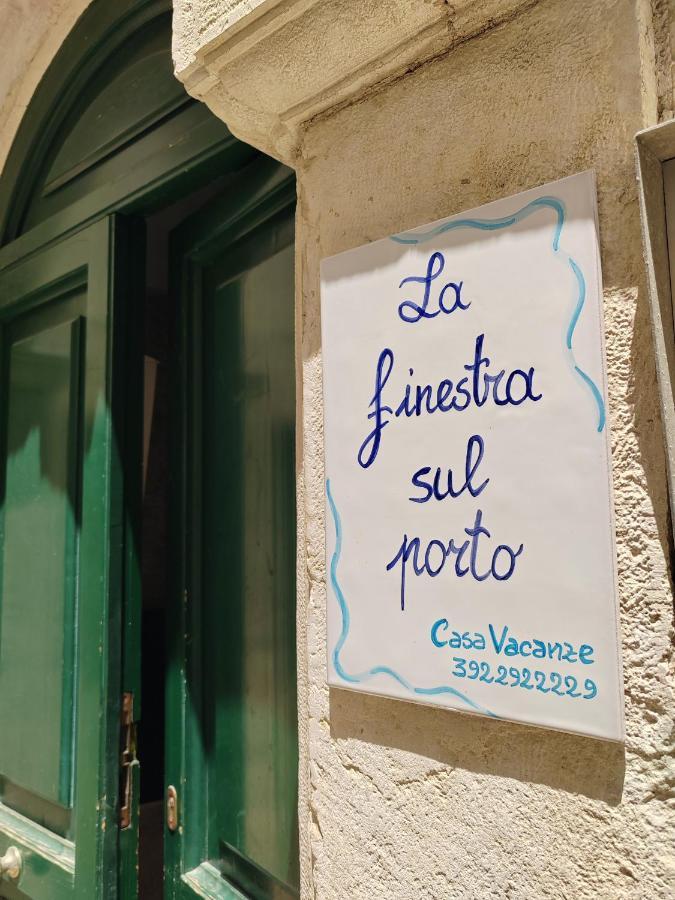 La Finestra Sul Porto Apartman Trani Kültér fotó