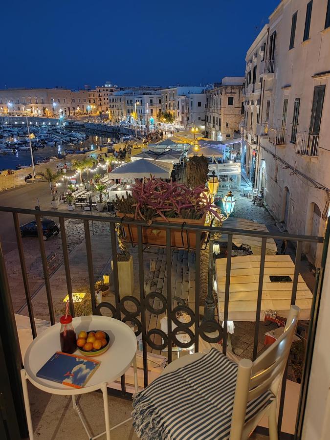 La Finestra Sul Porto Apartman Trani Kültér fotó