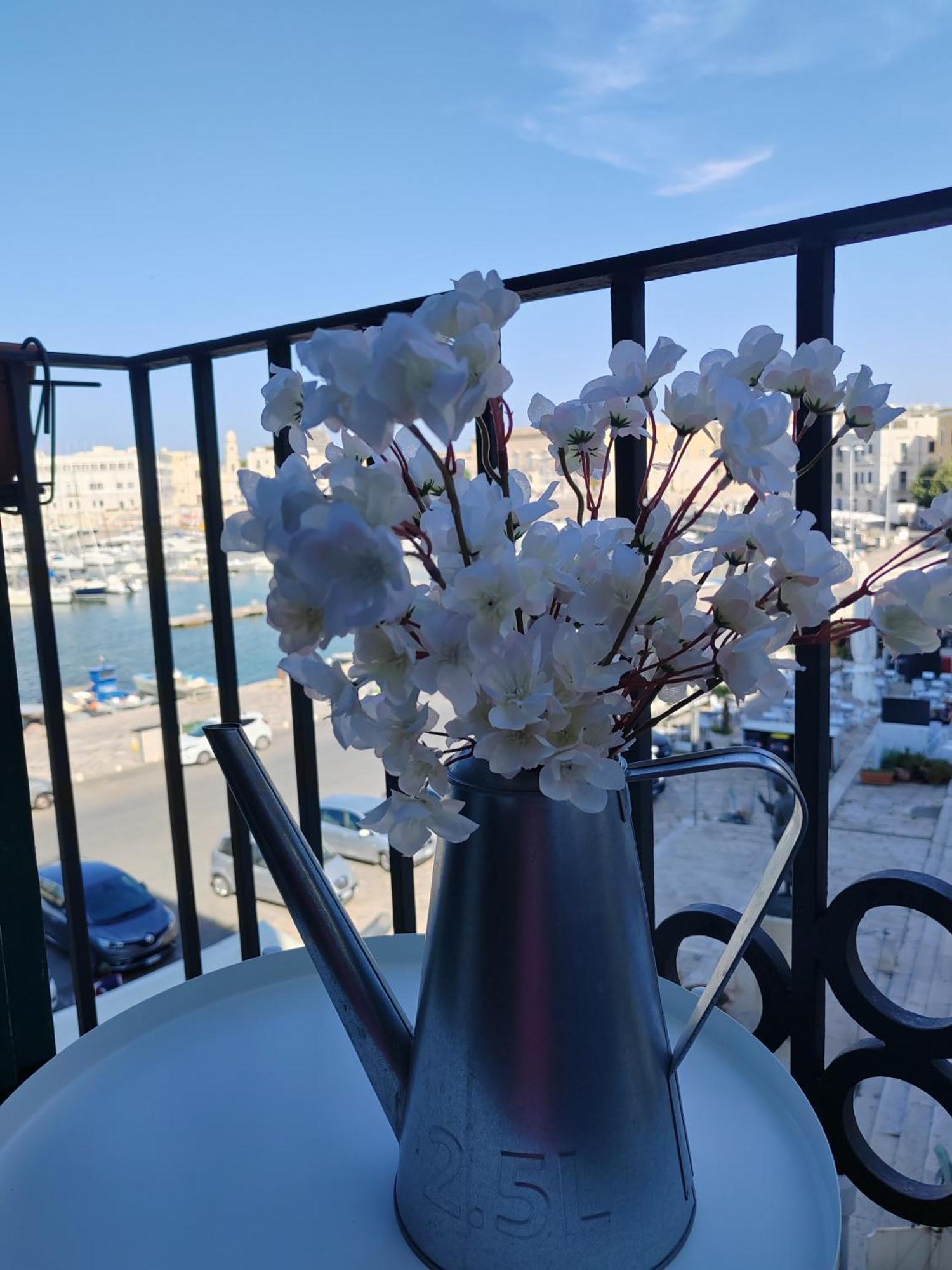 La Finestra Sul Porto Apartman Trani Kültér fotó